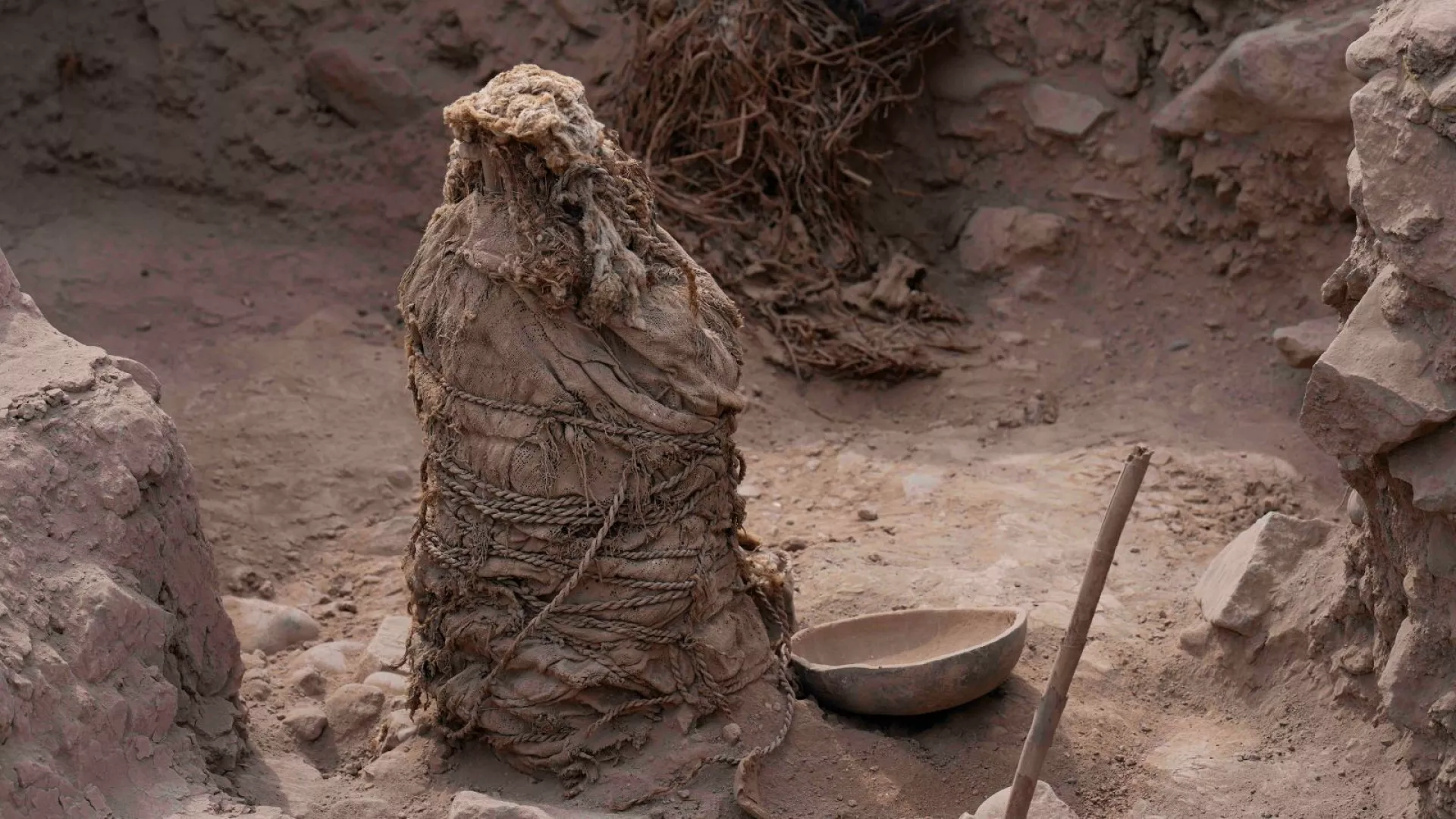  نبش قبر اجساد مومیایی در پرو